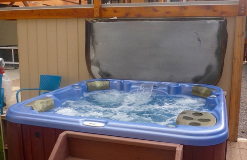 Banff House | Banff Two Bedroom House with private Hot Tub