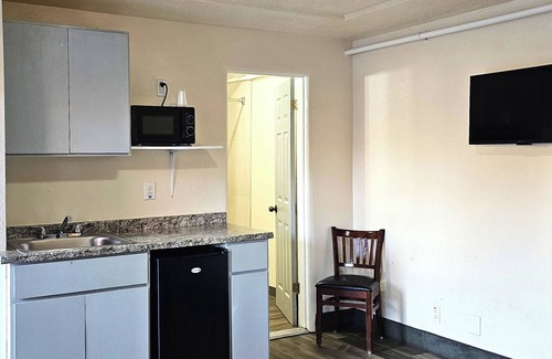 Hollywood District Hotel | Banfield Studios By OYO Portland OR