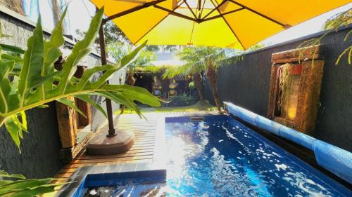 Colombo House | Bangalô das Lagartixas ,casa stúdio com piscina aquecida privativa a 20 minutos do Centro de Curitiba