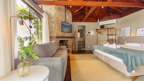 Sambaqui Apartment | Bangalô Pé na Areia com Piscina MK5729