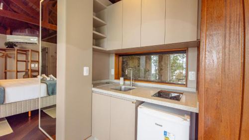 Sambaqui Apartment | Bangalô Pé na Areia com Piscina MK5729