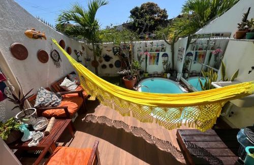 Tamandare House | Bangalô térreo, com quintal e piscina privativos