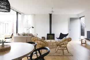 Shoalhaven Heads Villa | Bangalay Luxury Villas