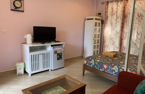 Tha Yang Hotel | Bangchong Marina Resort