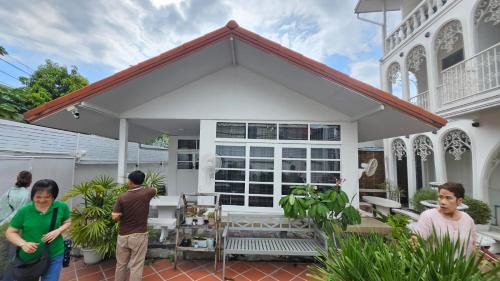 Phra Nakhon House | Bangkok Neighborhouse