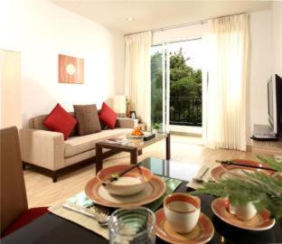 Samsen Nai Apartment | Bangkok Patio BTS Sanam Pao