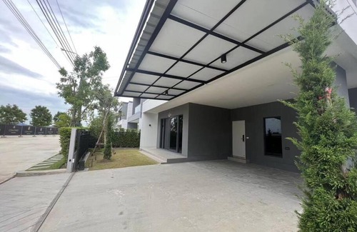Bang Kaeo Villa | Bangna 4bedroom new house luxurious discount now