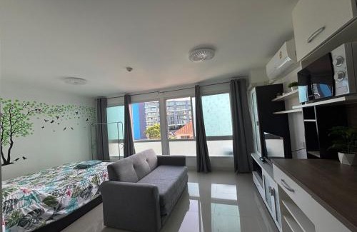 Bang Sare Apartment | Bangsaray Beach Condo B414 บางเสร่ บีช