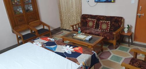 Bani Park House | Bani Park Cottage