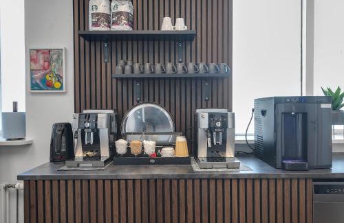 Innri-Njarthvik House | Bank Guesthouse by KEF Airport