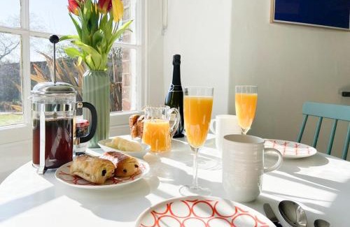 Newnham House | Bank House Apartment
