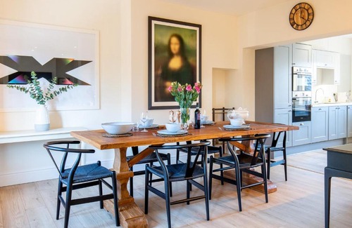 Fairford House | Bank House