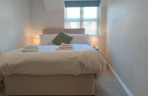 Lutterworth Apartment | Bank House