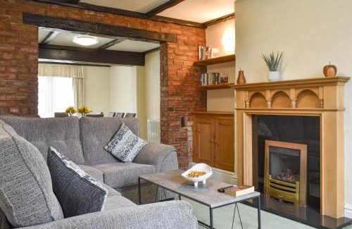 Wesham House | Bank Lane House