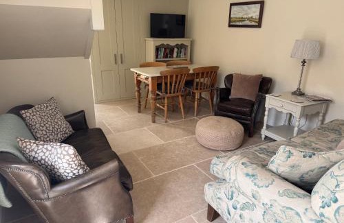 Pickering House | Bank Top Barn Double Bedroom Self-catering 2 guests