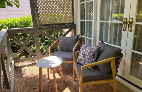 Gooseberry Hill Apartment | Banksia Cottage in Perth Hills