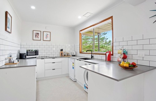 Tuross Head Apartment | Banksia Terrace - Gorgeous Beachside Apartment