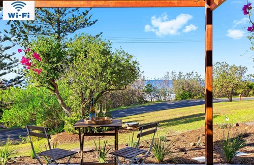 Tuross Head Apartment | Banksia Terrace - Gorgeous Beachside Apartment