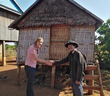 Ban Lung House | Banlung reggae bar homestay& Sona trekking tour