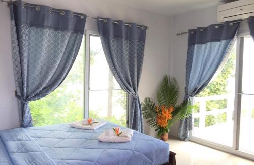 Nuea Khlong House | Banyan Bay Villas