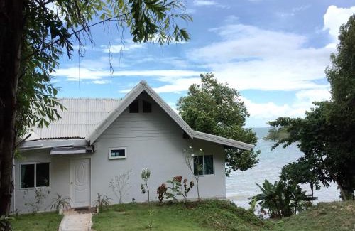 Nuea Khlong House | Banyan Bay Villas