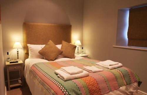 Fernhurst Bed & Breakfast | Banyan