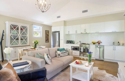Burradoo Apartment | Banyula Annex - superb contemporary styling and modern amenities