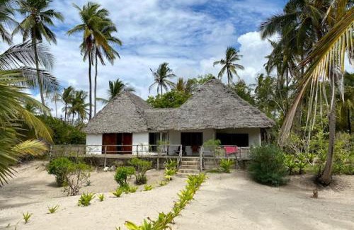 Pangani House | Baobab Beach Villa, Ushongo Beach, Pangani