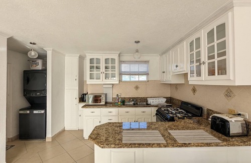 Silver Sands Apartment | Barbados Opp SEA, Beach, Kite Surfing and surfing. Shops and transport nearby.