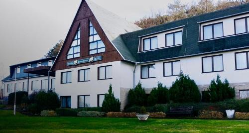 Kelbra Bed & Breakfast | Barbarossa Hotel Kelbra
