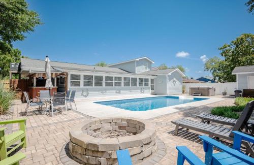 Long Beach House | Barbee Beach House by Oak Island Accommodations