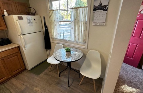Central - Terry House | Barb’s Cozy Home with Office and Covered Parking!