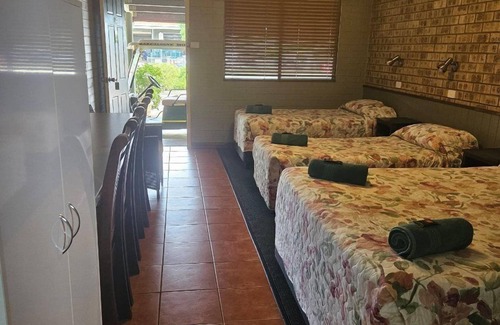 Barcaldine Hotel | Barcaldine Country Motor Inn