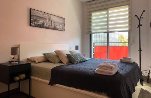 Poblenou Apartment | Barcelona Beach Breeze