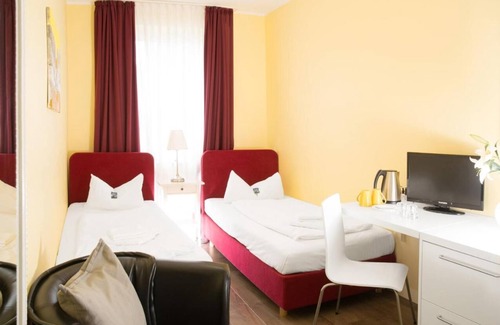 Dusseldorf Old Town Bed & Breakfast | Barcelona Bed & Breakfast