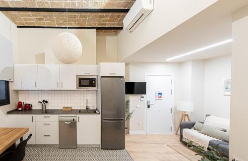 Collblanc y La Torrassa Apartment | Barcelona Touch Apartments - Campalans