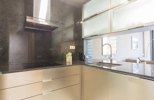 el Fort Pienc Apartment | Barcelona Gothic Quarter Pool Apartment for 8