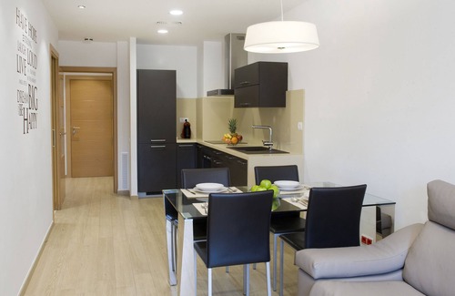 La Font de la Guatlla Apartment | BARCELONA | LUXURIOUS APARTMENT W/BALCONY ¦