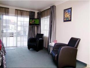 Hamilton North Hotel | Barclay Motel