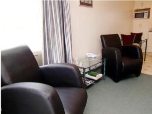 Hamilton North Hotel | Barclay Motel