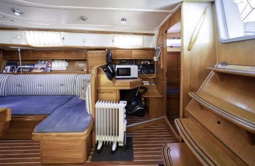 Masnou Boat Rental | Barco As