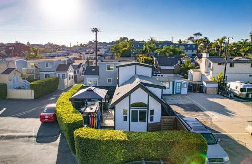 Leucadia House | Barefoot 101 One Block to Beach 2 Bed 1 Bath
