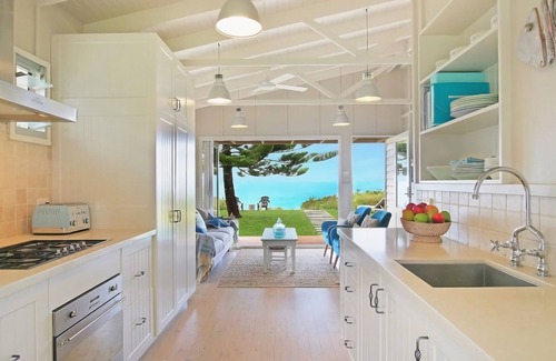 Callala Beach House | Barefoot at Callala Beach - sleeps 4