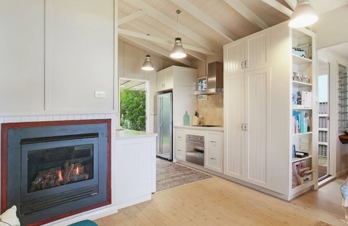 Callala Beach House | Barefoot at Callala Beach - sleeps 4