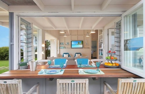 Callala Beach House | Barefoot at Callala Beach - sleeps 4