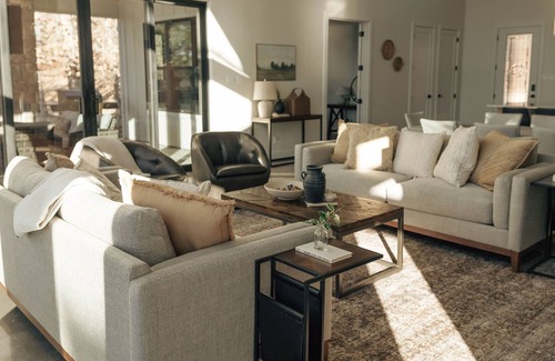 Dogwood House | Barefoot Bay Hideaway
