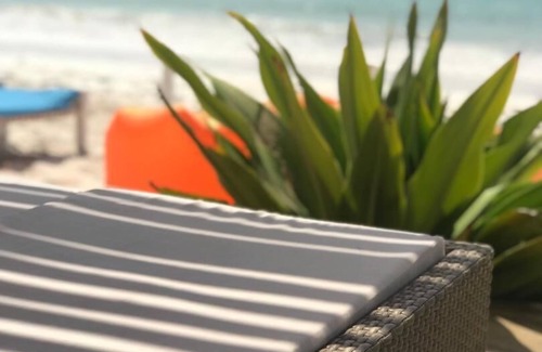 Paje Villa | Barefoot Beach house Zanzibar