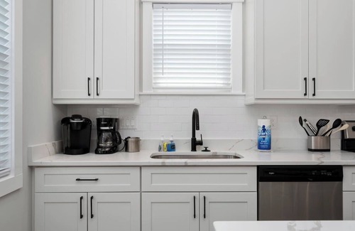 Corolla Village Condo | Barefoot Bliss - Single Level Steps to the Beach