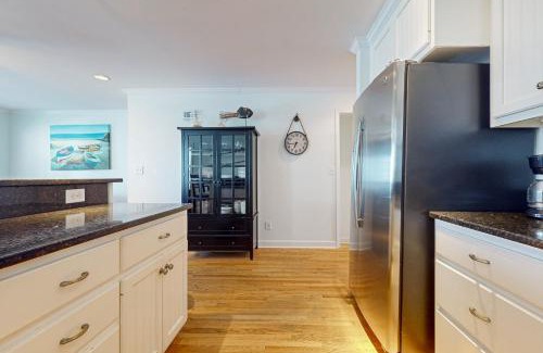 Kure Beach House | Barefoot Bliss