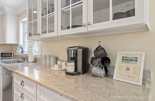 North Chatham House | Barefoot Bungalow: 330-C Exquisite Chatham Home, Easy Access to Town, Bike Trail